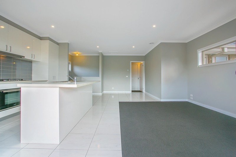 Gallery: 5/315 Walker Street