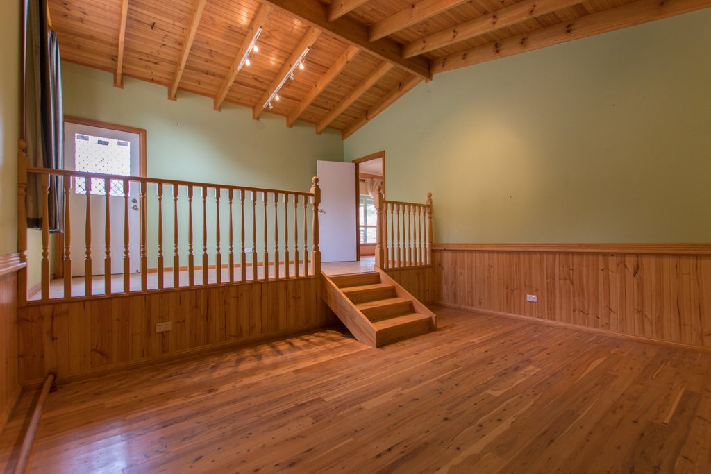 532 Grahamstown Road ADELONG 11