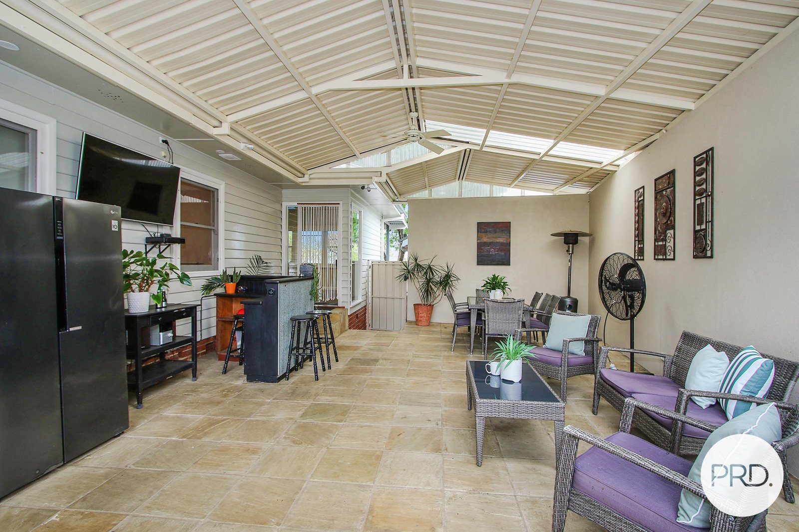 532 Tara Avenue EAST ALBURY 25