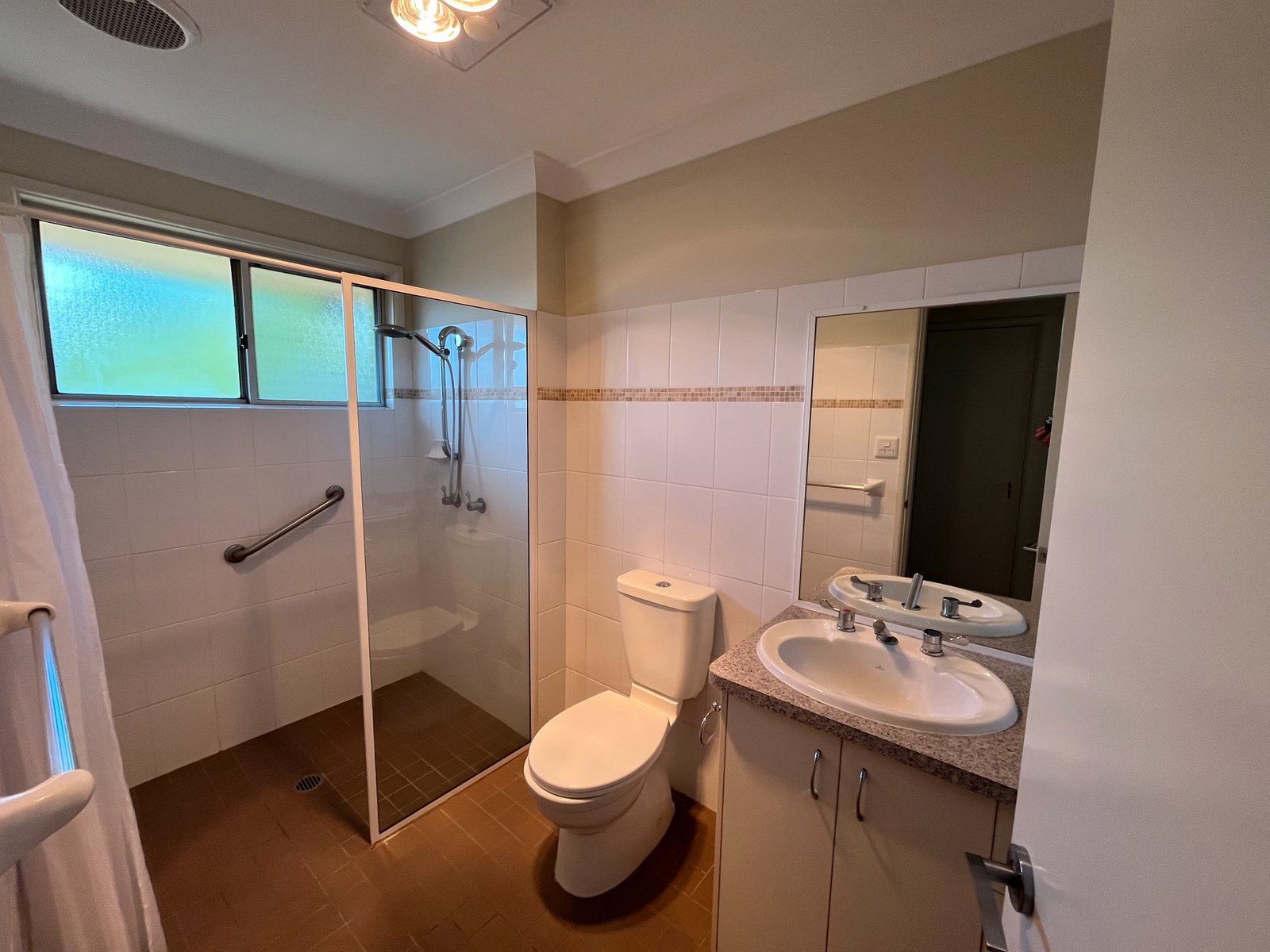 53/2 Tribe Street TAMWORTH 5
