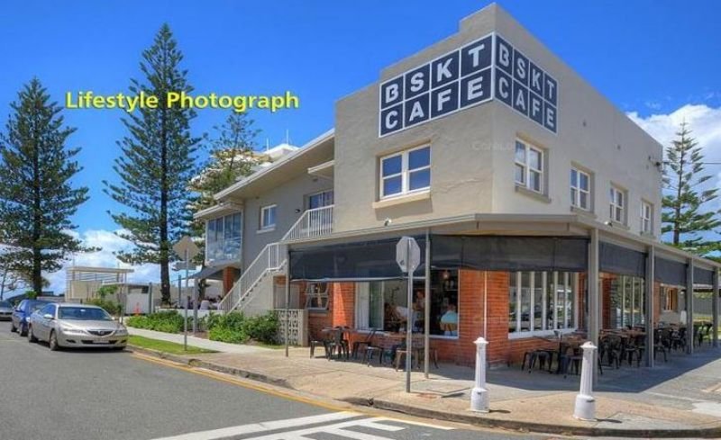 53/20 Fairway Drive CLEAR ISLAND WATERS 21