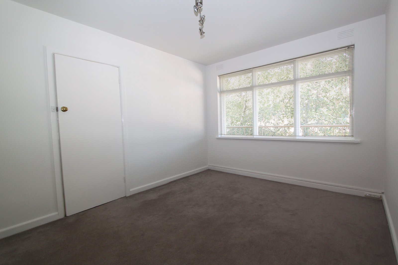 Real Estate and Property in 5/33 Byron Street, Elwood, VIC