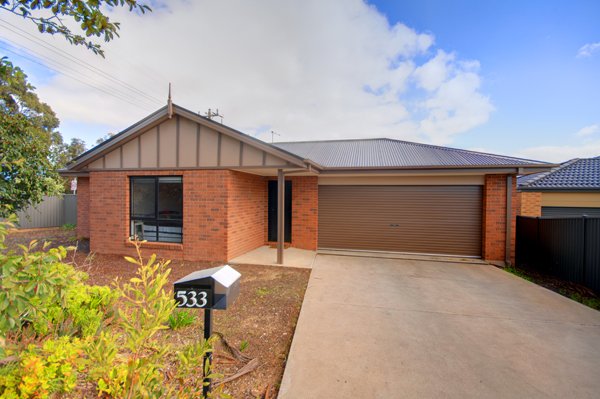 533 Clayton Street CANADIAN 1