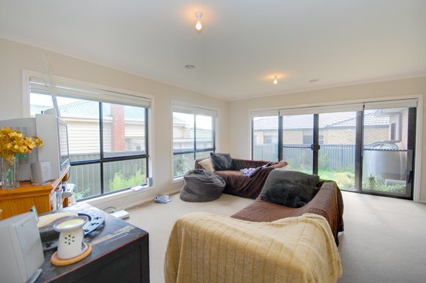 533 Clayton Street CANADIAN 6