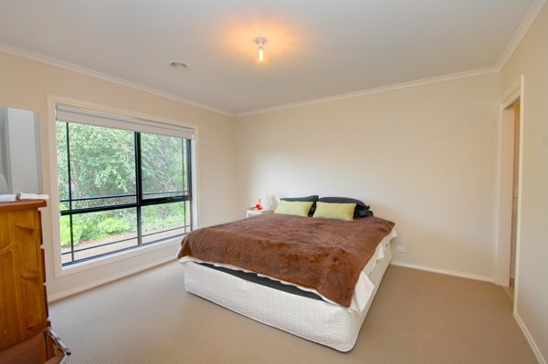 533 Clayton Street CANADIAN 7