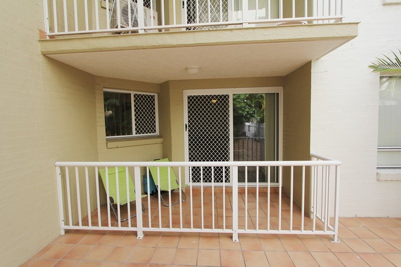 5/33 Cypress Avenue SURFERS PARADISE 4