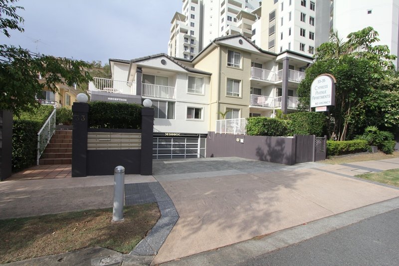5/33 Cypress Avenue SURFERS PARADISE 9