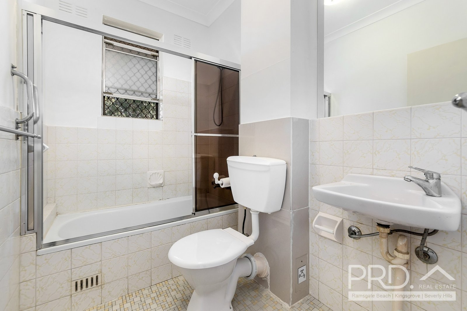 5/33 Graham Road NARWEE 4