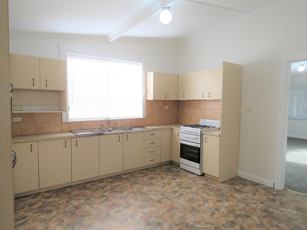 533 Hague Street LAVINGTON 3