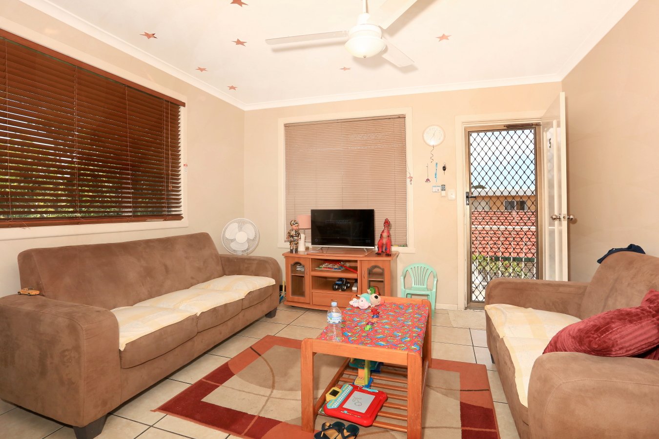 5/33 Middle Street LABRADOR 5