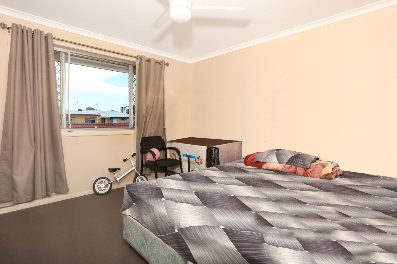 5/33 Middle Street LABRADOR 6