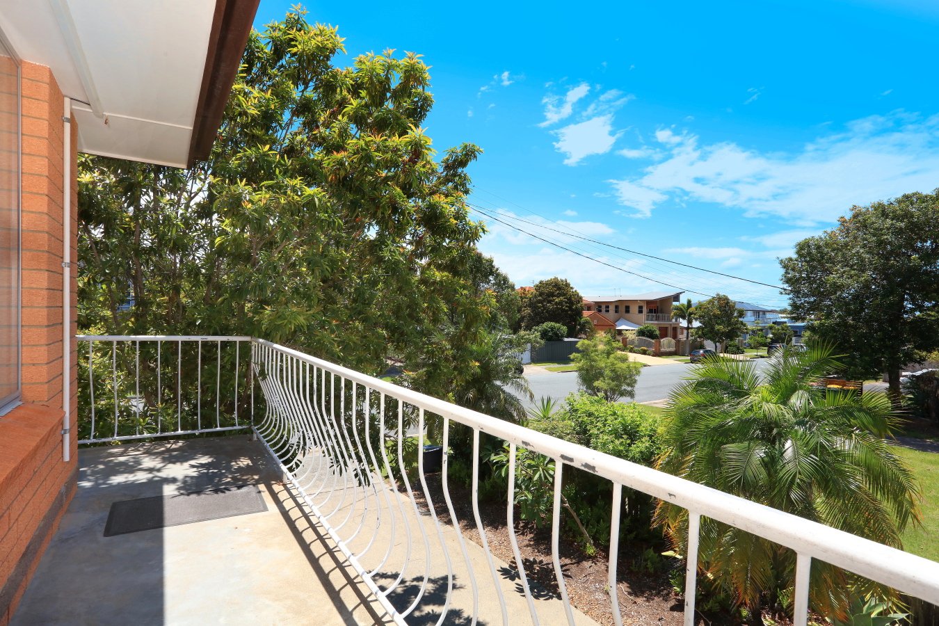 5/33 Middle Street LABRADOR 8