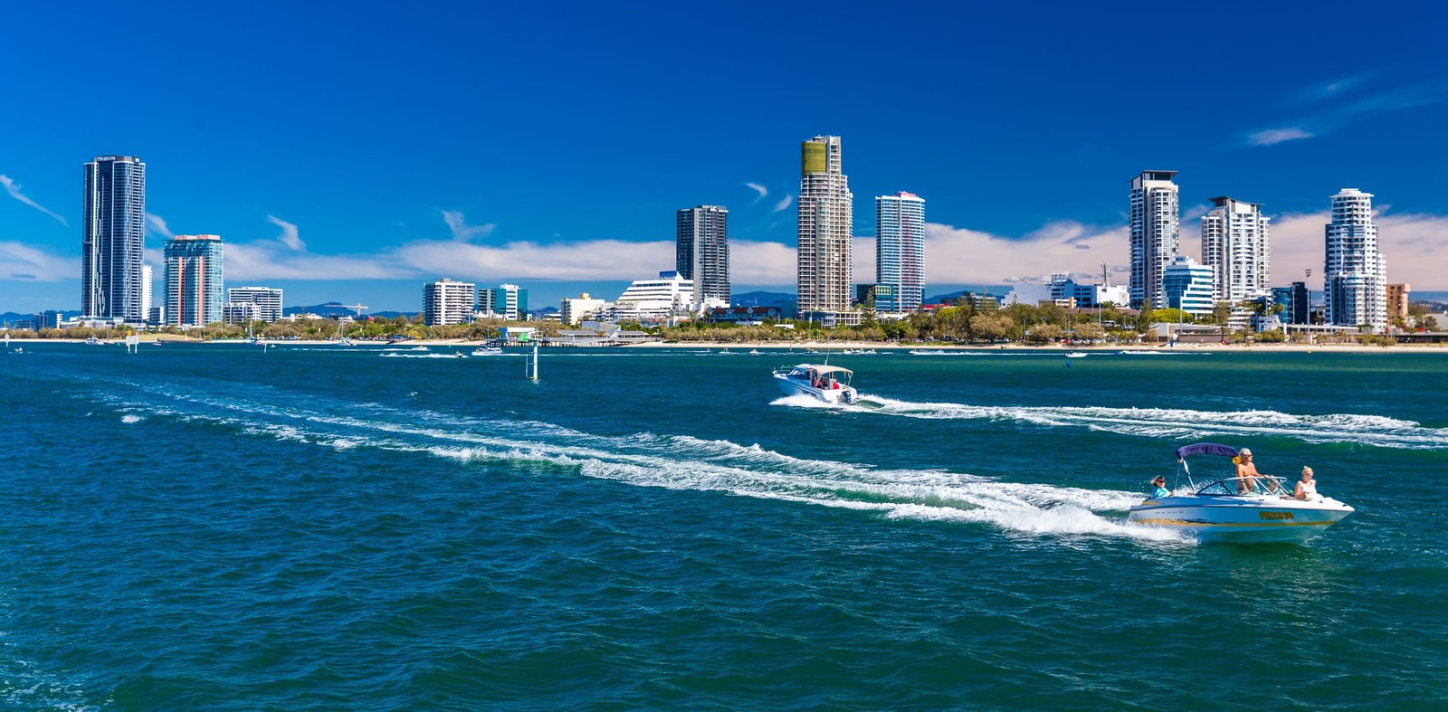 5/33 Middle Street LABRADOR 10