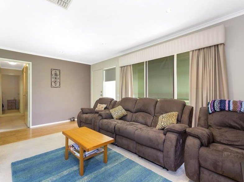 533 Regina Avenue NORTH ALBURY 6