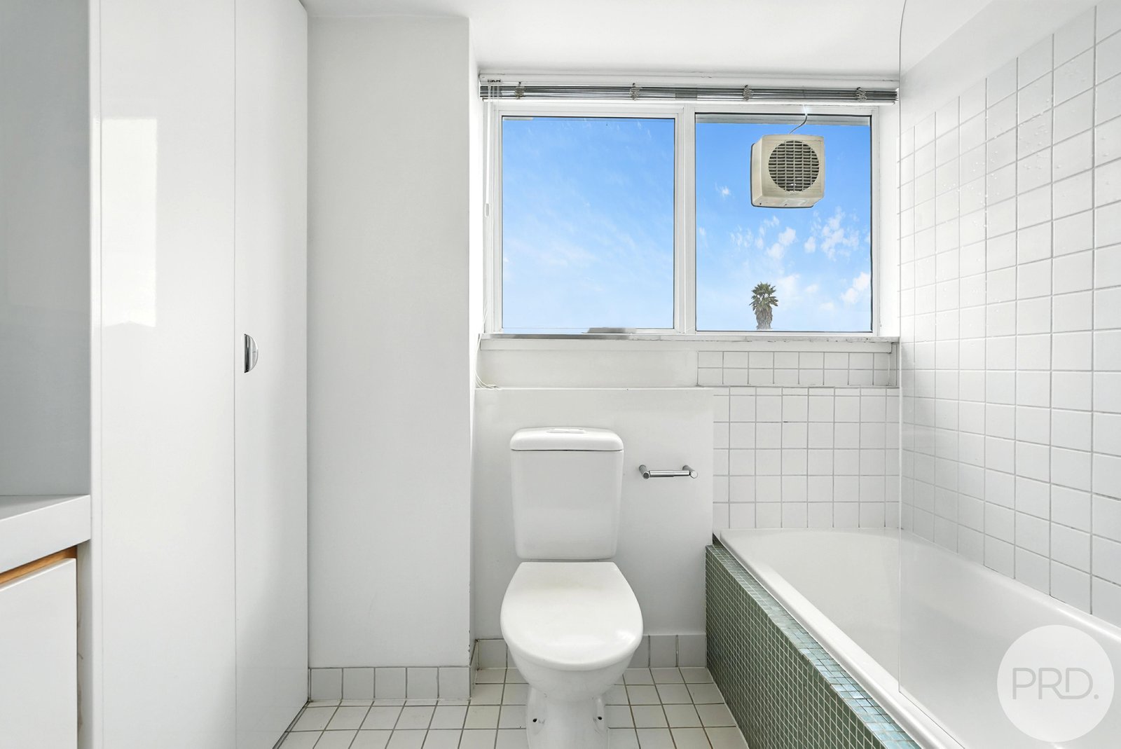 5/33 Tower Road NEW TOWN 11