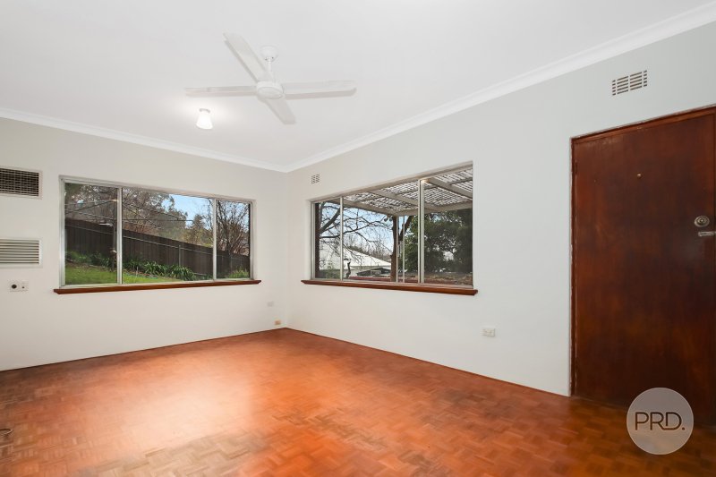 534 Cowper Street ALBURY 4