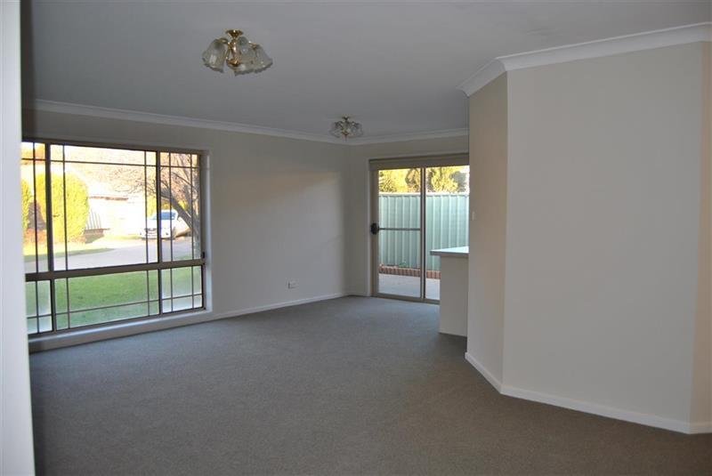 5/34 Lonergan Place WAGGA WAGGA 3