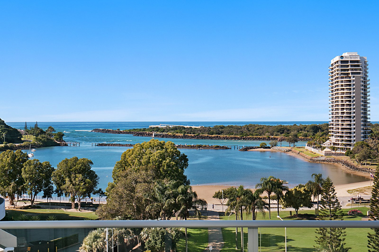 534/6-8 Stuart Street TWEED HEADS 1