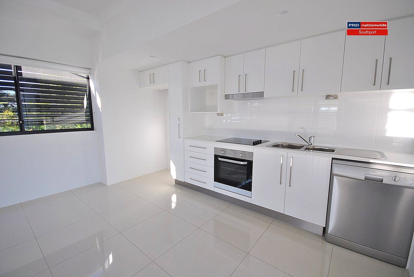 5/35-39 Central Street LABRADOR 3