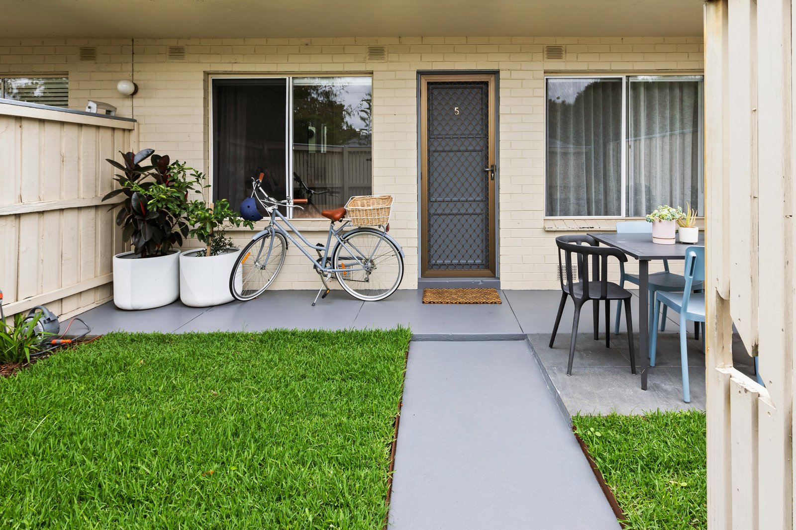Gallery: 5/35 Collins Street