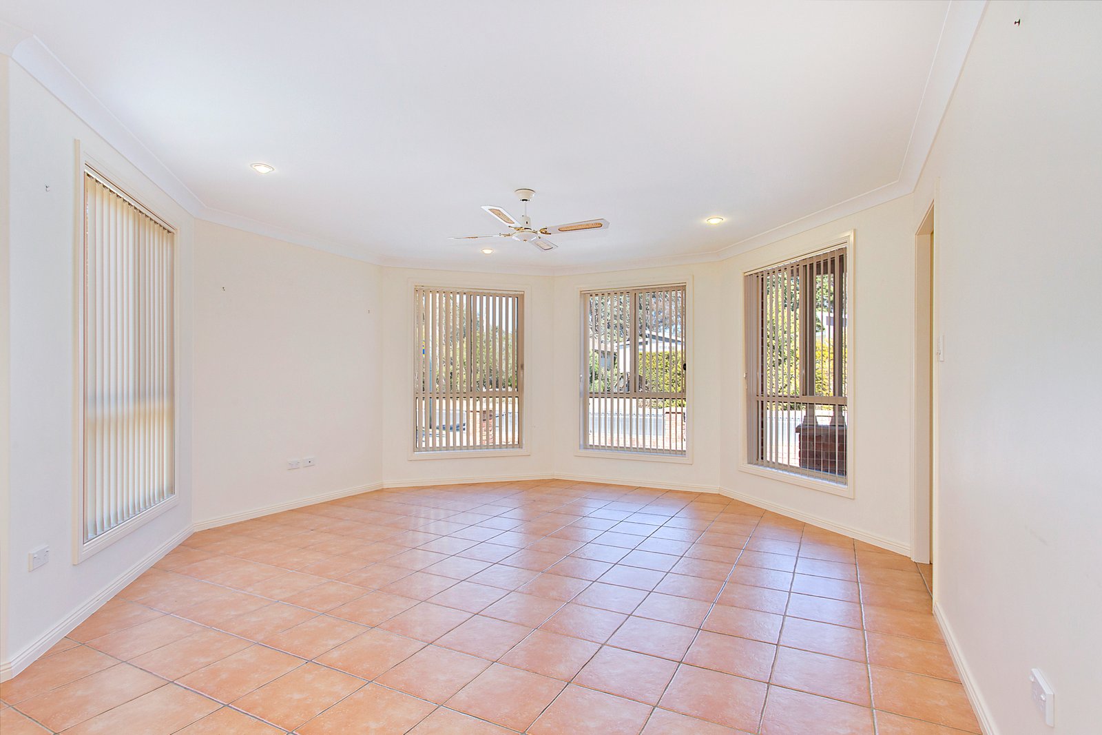 535 Ocean Drive NORTH HAVEN 17