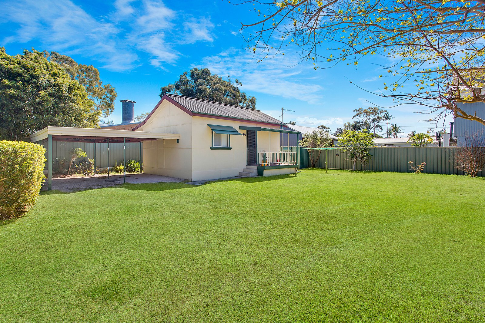 535 Ocean Drive NORTH HAVEN 21