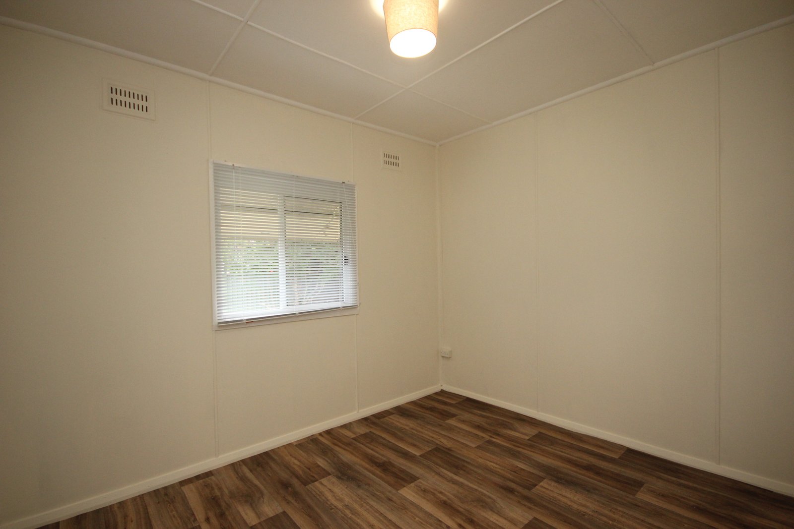 535 Ocean Drive NORTH HAVEN 4