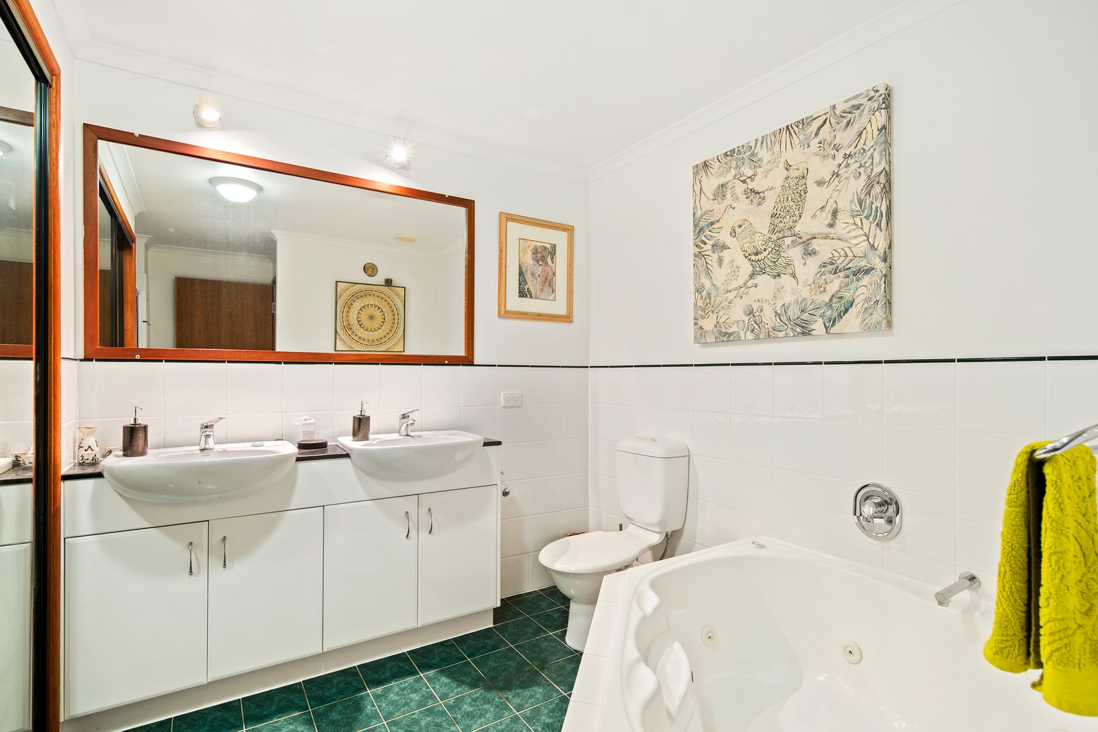 5/36 Coral Esplanade CANNONVALE 15