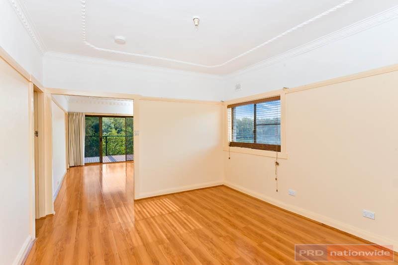 536 Henry Lawson Drive EAST HILLS 5