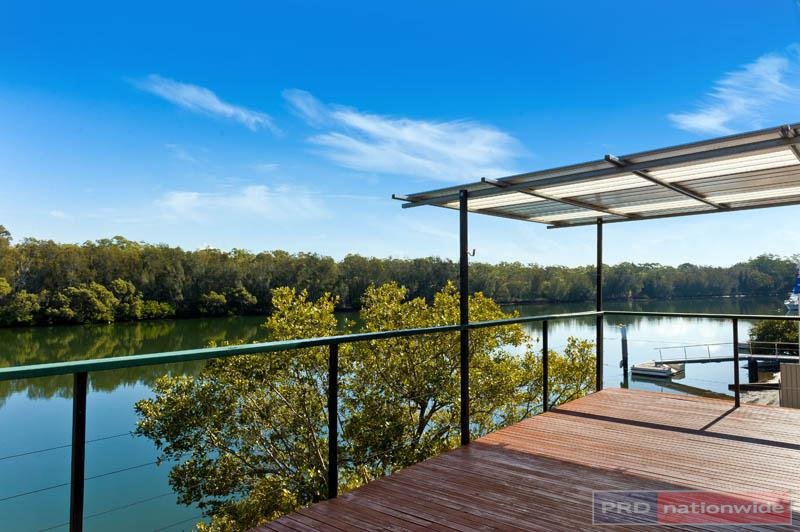 536 Henry Lawson Drive EAST HILLS 9