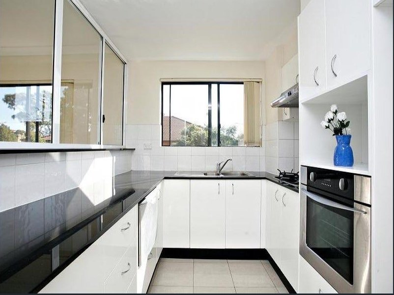 5/36 Hudson Street HURSTVILLE 5