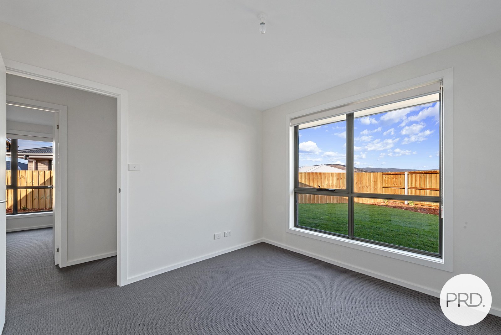 5/37 Menin Drive BRIGHTON 9