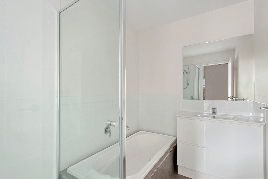 5/37 Menin Drive BRIGHTON 12