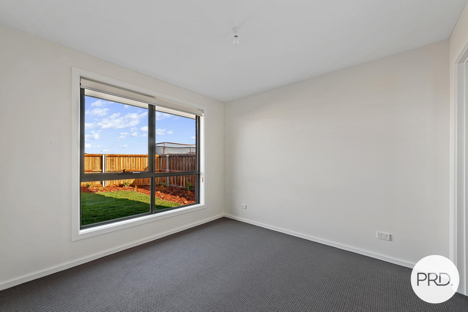 5/37 Menin Drive BRIGHTON 6