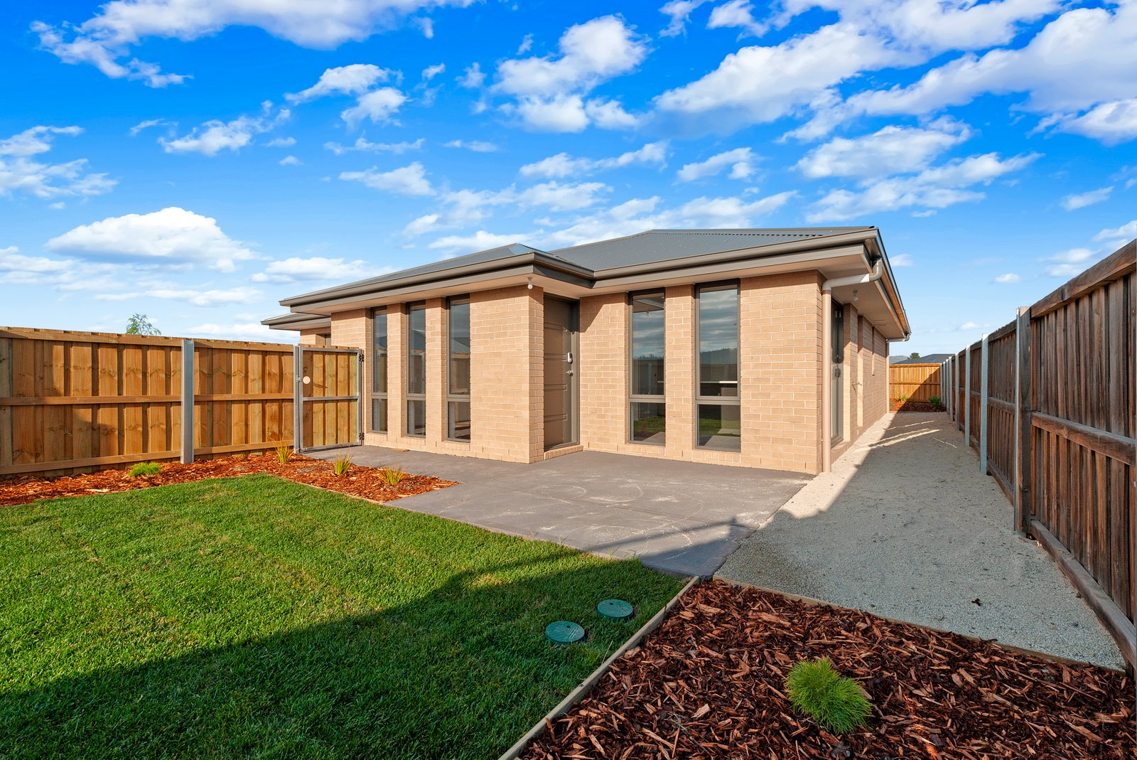 5/37 Menin Drive BRIGHTON 1