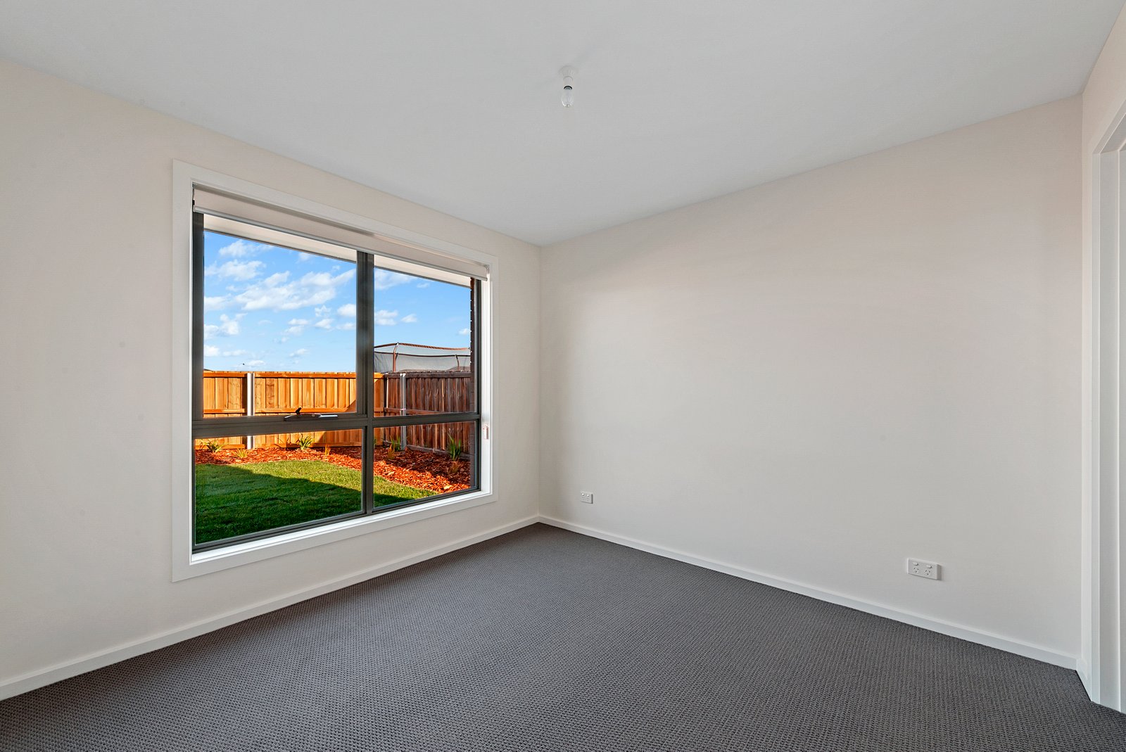 5/37 Menin Drive BRIGHTON 15