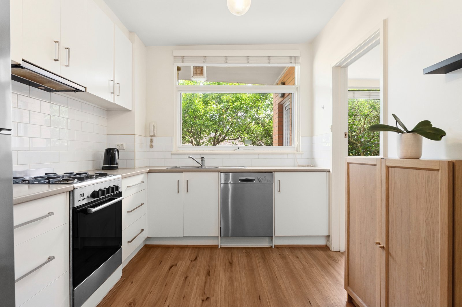 Gallery: 5/37 Orrong Road