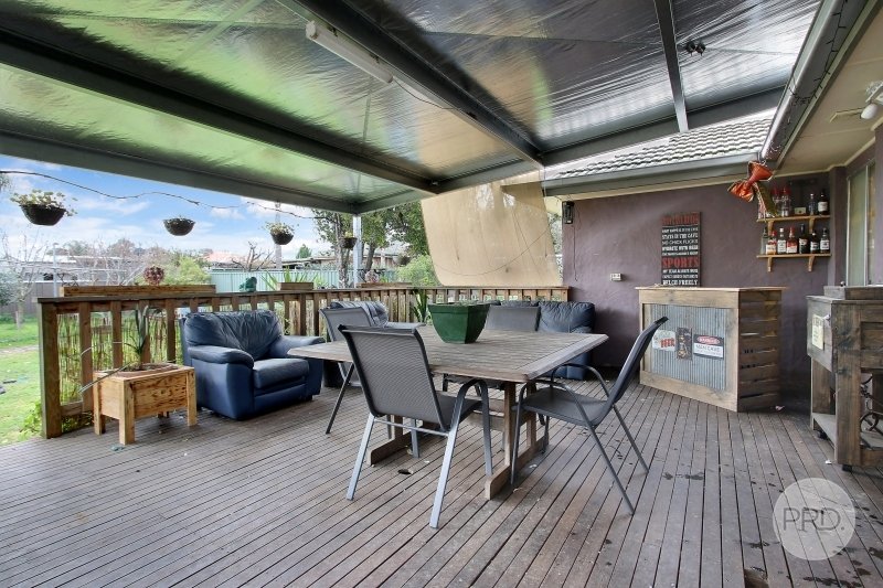 538 Douglas Road LAVINGTON 9