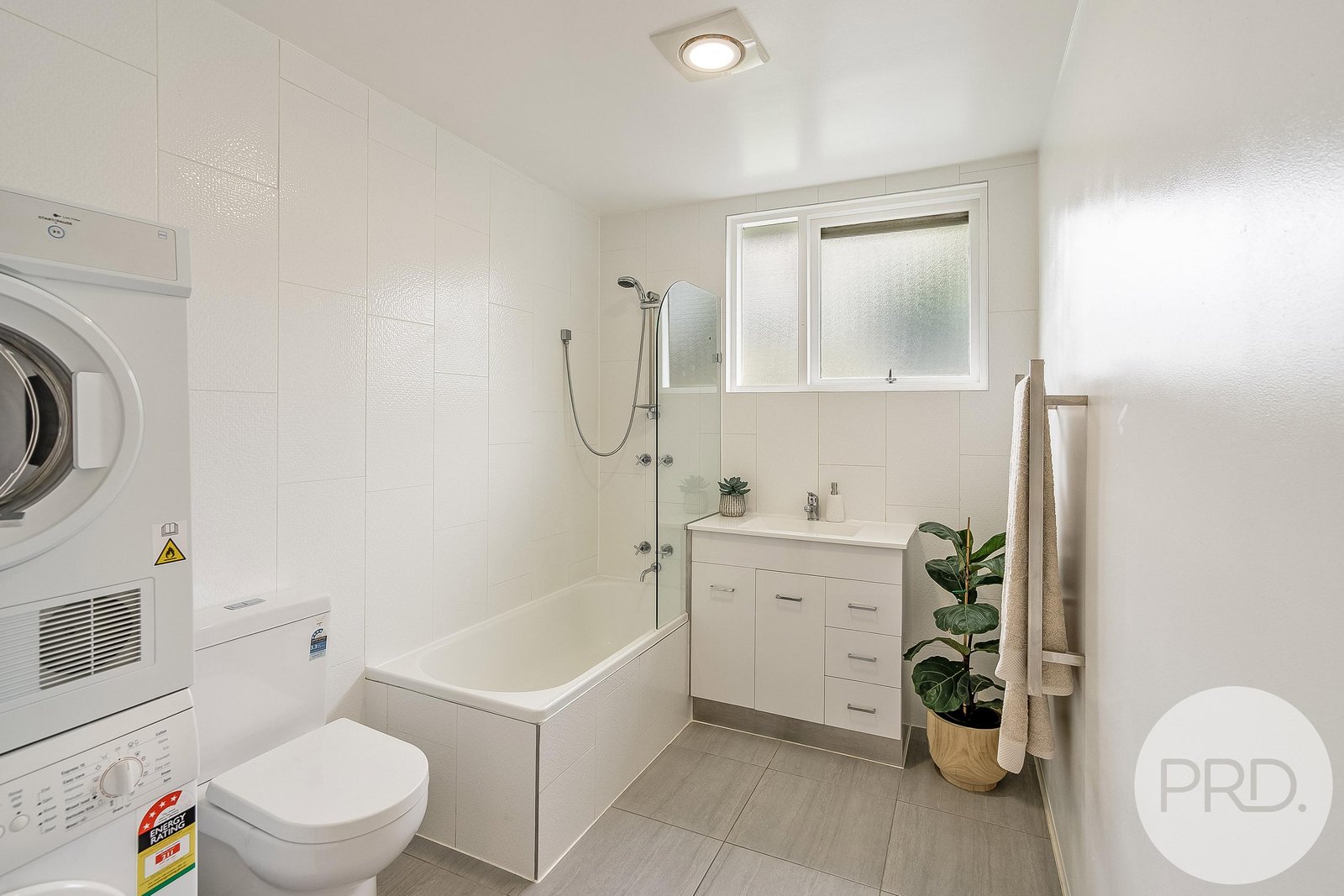 5/38 Oldham Avenue NEW TOWN 9