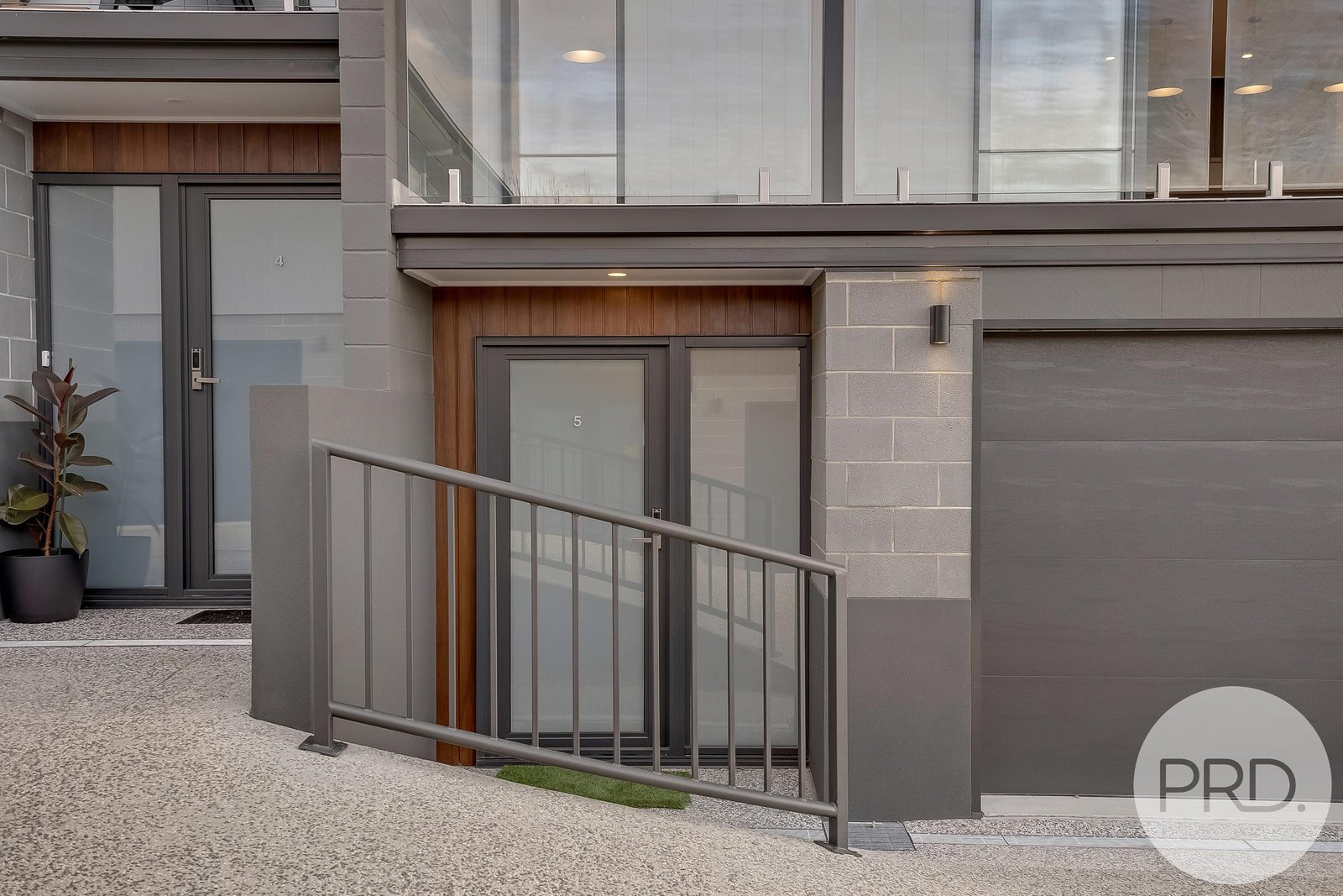 5/38 Waterworks Road DYNNYRNE 10