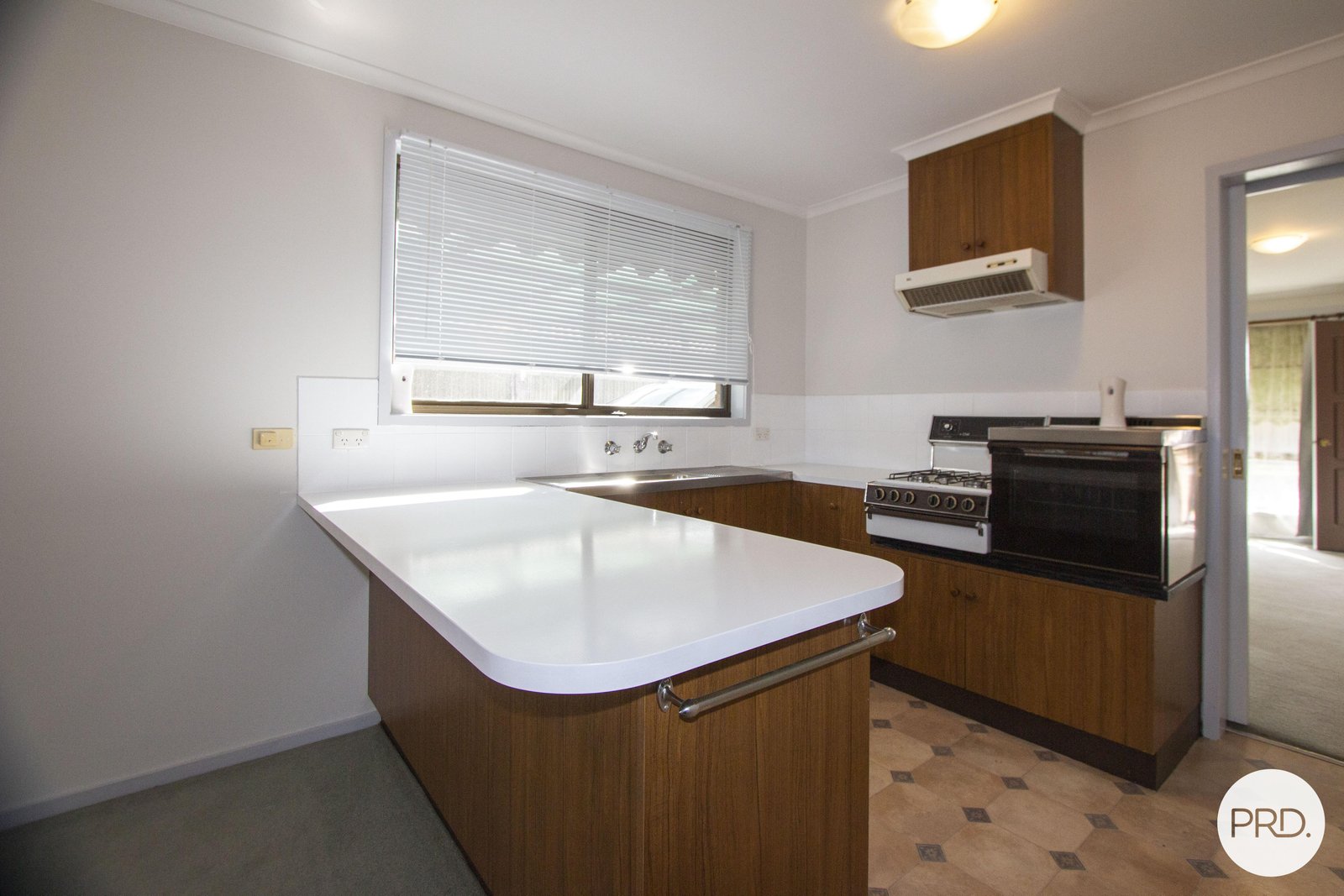 5/38 Yarrowee Street SEBASTOPOL 11