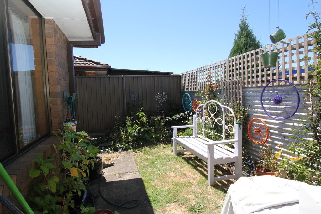 5/38 Yarrowee Street SEBASTOPOL 7