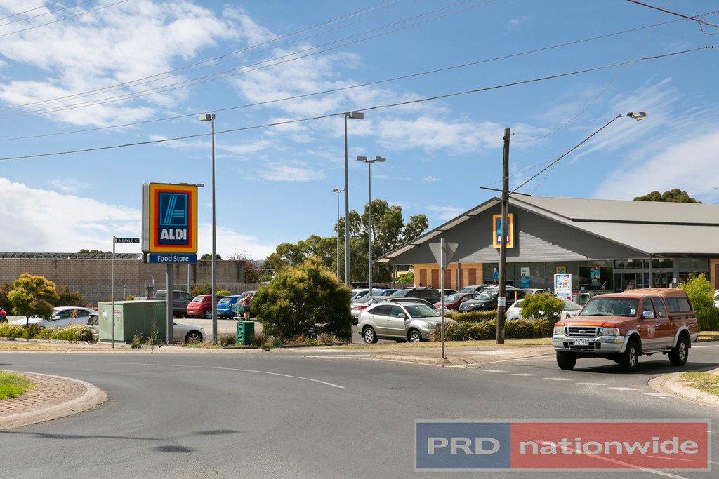 5/38 Yarrowee Street SEBASTOPOL 9