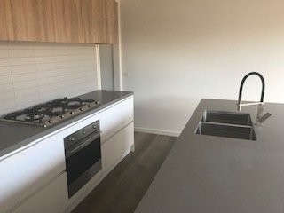 Gallery: 5/381 Station Street