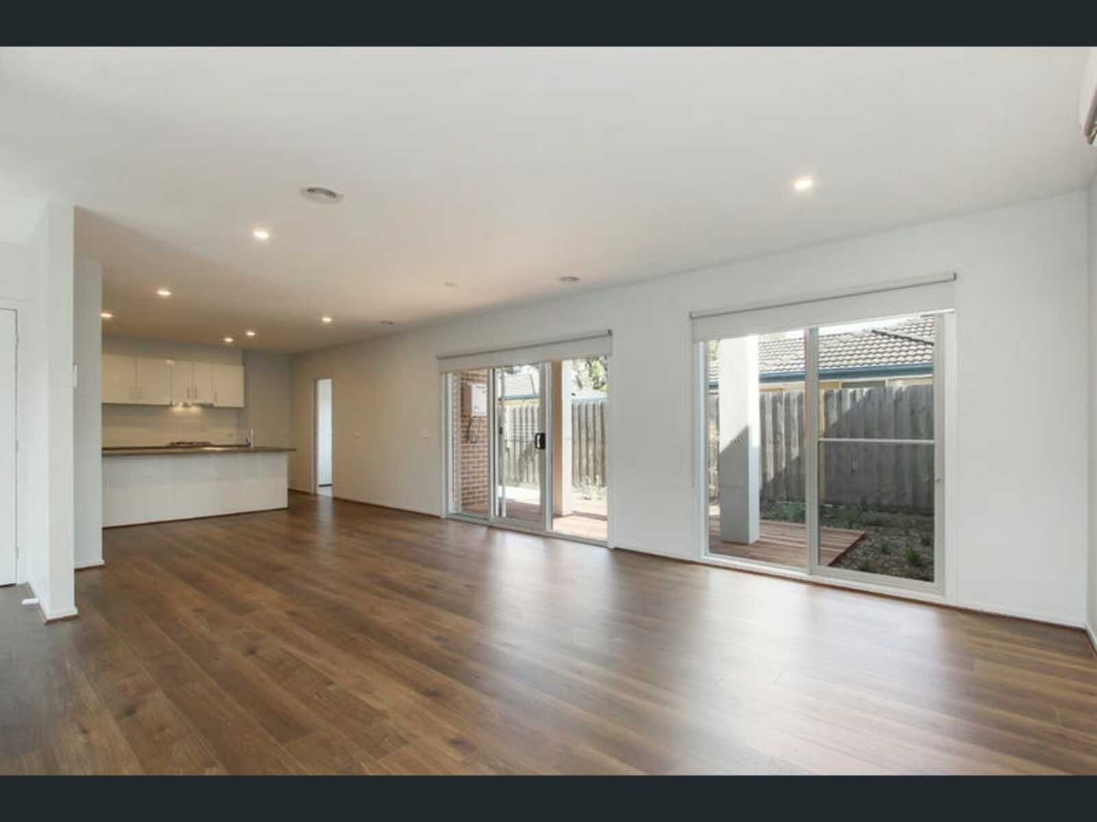 Gallery: 5/386 Station Street