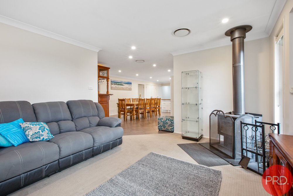 539 Oakhampton Road ABERGLASSLYN 9