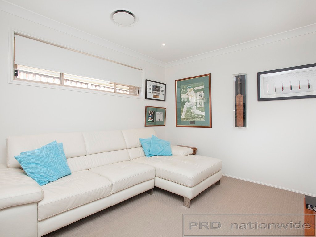 539 Oakhampton Road ABERGLASSLYN 8