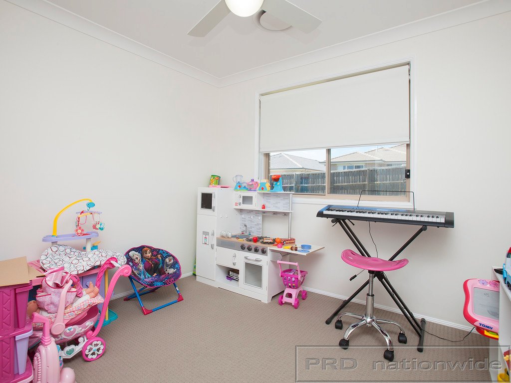 539 Oakhampton Road ABERGLASSLYN 12