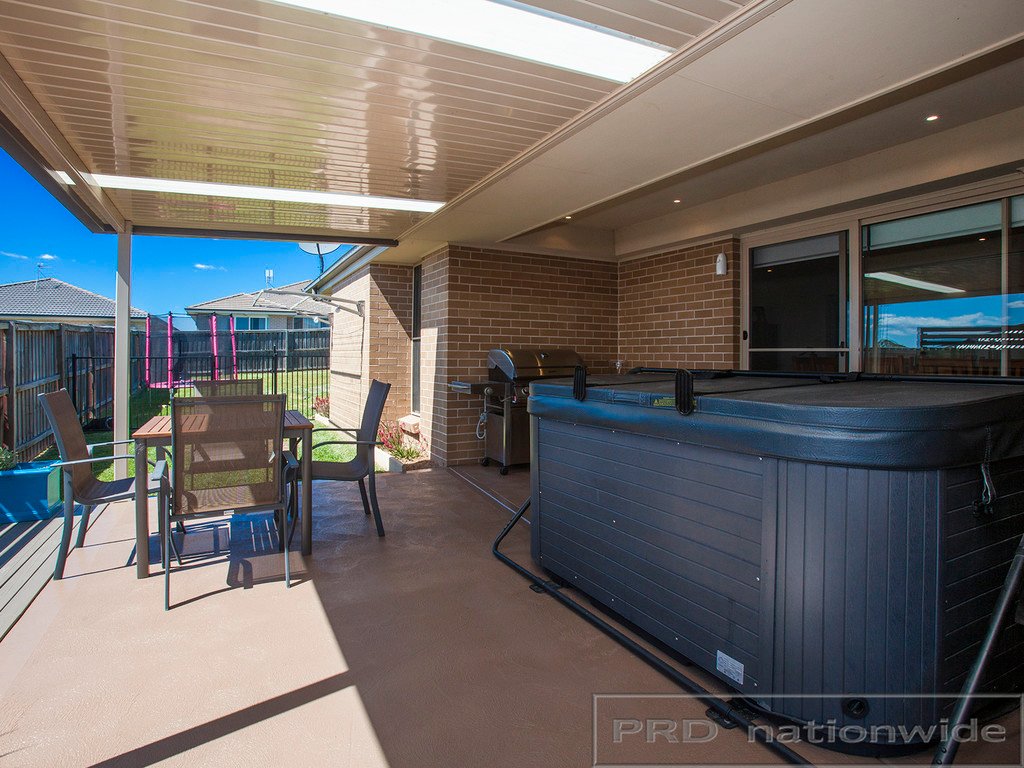 539 Oakhampton Road ABERGLASSLYN 13