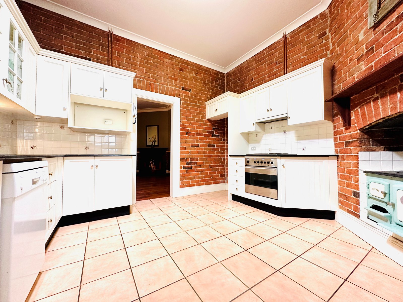 53a Church St TAMWORTH 5